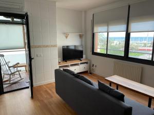 Apartment with sea views next to the beach of Mar Bella