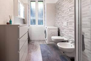 Modern Trento Retreat, Views & Walkability