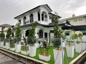 Villa President Homestay -4 bedroom Aircond WIFI Vacations Home - Kampung Baharu