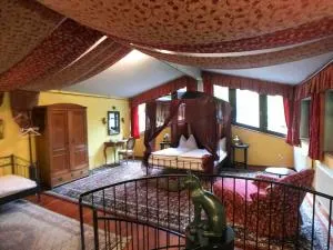 Penthouse-Suite Mountain View mit Waldhütte/Sauna/Netflix - Weberstorf