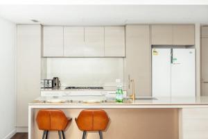 Multi Million River View 3BD Penthouse at SouthBank