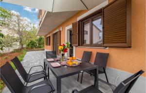 Beach Front Apartment In Lovran With Wifi
