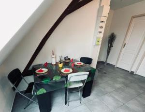 Appartements CHEZ NOUS -Parking gratuit et Wifi a Vierzon : Appartement