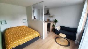 Appartements Charmant T1 meuble : photos des chambres