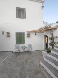 Stellinas Pretty House - Livádhia