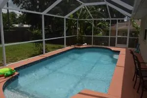 Bernice 3bd2bth With Heated Pool Near Siesta Key! - Sunrise
