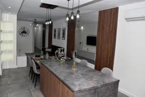 Golden Rays Apartment - 纳杜尔