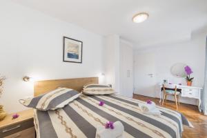 Apartments Mirna Center & Beach