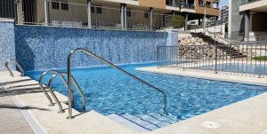 Acogedor Apartamento, Cala de Finestrat, Piscina, Parking Gratis