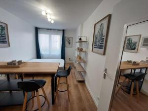 Appartements Studio de charme - Ideal Couple & Pro - Calme : photos des chambres