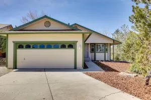 3 Mi to Casinos Reno Home with Fenced Yard! - Chilcoot