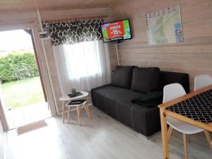 Neat cottages for 4 people, 600m from the lake, Kolczewo