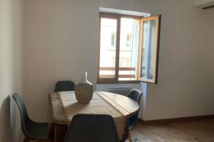 Appartements Duplex a Monteux centre, 5 couchages distincts, LOCAL VELOS : photos des chambres