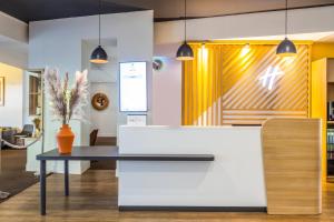 Hotels Holiday Inn Perpignan, an IHG Hotel : photos des chambres