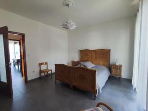 Stone Way Apartment