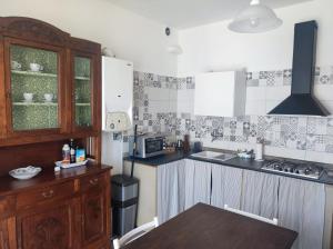 Stone Way Apartment