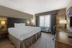 Best Western Plus Nashville Airport Hotel - BNA
