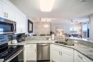 Beach Club 1603A by ALBVR - Lil Bit of Paradise is your perfect beach getaway