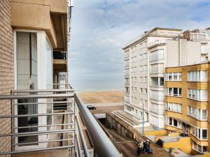 Apartment in Koksijde near the Sea