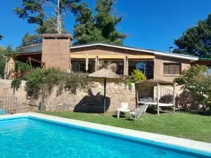 Hermosa casa frente al rio icho cruz 10 personas - Villa Icho Cruz