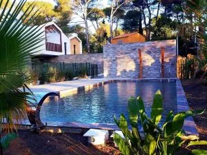 Appartement de Standing pour 4 Pers avec Jardin et Piscine à 500m de la Plage - FR-1-726-21 - Pardigon