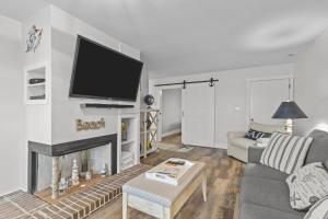 Waters Edge Retreat home