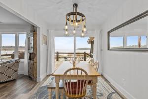 Waters Edge Retreat home