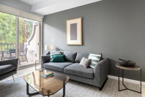 Westchester 1BR w Pool Gym nr beach LAX LAX-241