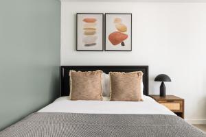 First Hill Studio w Gym Coworking SEA-457