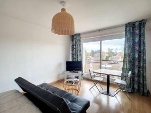 Bel appartement avec grand balcon et parking privé