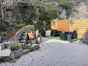 Bel Appartement 1er étage t2 4 pers avec cour les cocons de Madenn