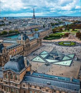 Splendid and spacious Studio at 15 minutes from the center of Paris and 25 minutes from the Champs-Élysées