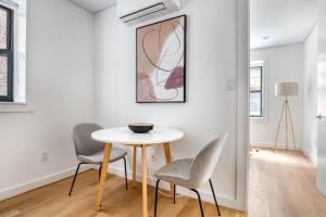 SoHo 1br w outdoor space in-unit wd NYC-1143