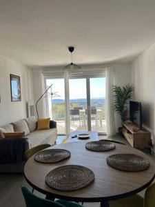 Roses Marine 205 By Avecoeur