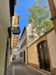 Hotels Hotel Patricia - Strasbourg Hyper Centre : photos des chambres