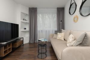 Family Apartment near PGE Narodowy by Renters