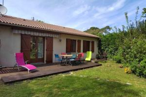 Maisons de vacances Spacious house with garden near the sea : photos des chambres