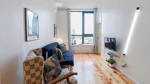 Fernandes Tomás 424 by LovelyStay