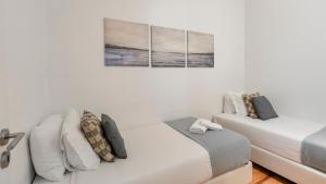 Fernandes Tomás 424 by LovelyStay