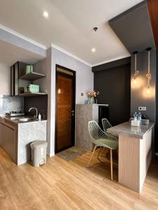 R20 Apartment Daymentroom 2BR 0620