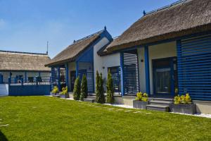 Déjà Blue - ADULT ONLY