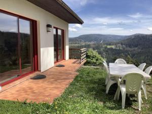 Maisons de vacances Maison d'altitude avec vue panoramique a Gerardmer : photos des chambres