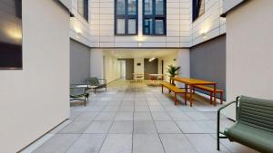 Ensuite Bedrooms With Shared Kitchen and 5 Bedroom Apartments at iQ Steel in Sheffield