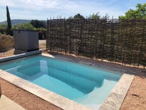 Villas Les jardins de la Graviere a 5 mn de Lourmarin avec piscine privee : photos des chambres