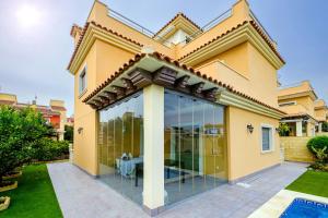 Gabriela Mistral ID119