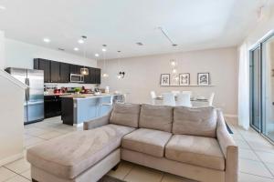 4722 Terrasonesta Drive