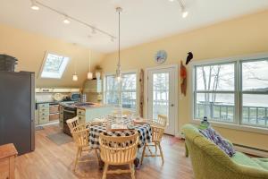 Waterfront Deer Isle Apartment with Fire Pit