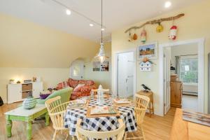 Waterfront Deer Isle Apartment with Fire Pit