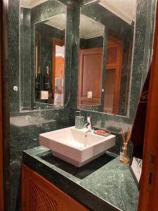 Superbe appartement calme Hivernage