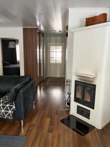 Rauhallinen ilmastoitu paritalo, Sauna, Terassi, Autokatos